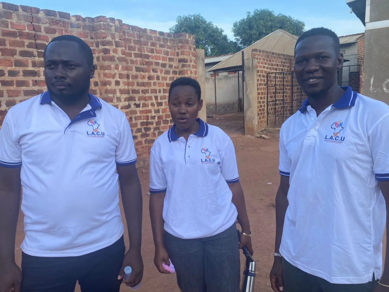 Community: Team of volunteers